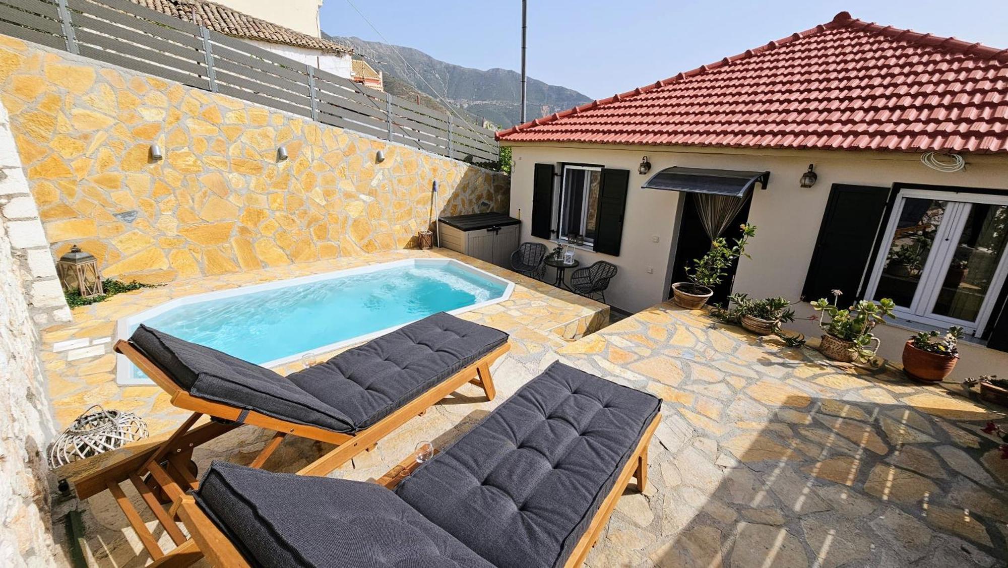 Villa Apoplous With Pool 아소스 외부 사진